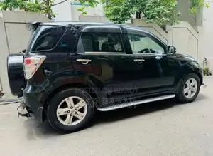 Toyota Rush G PUSH OCTANE 2011
