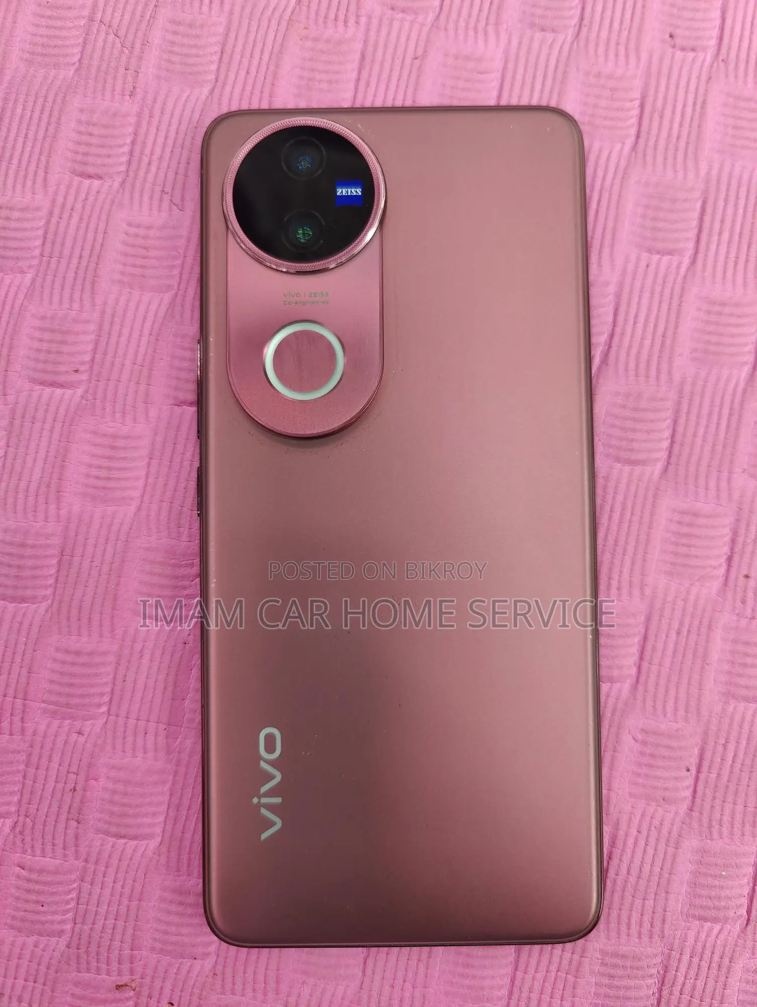 Vivo V50 12/512 GB (Used)