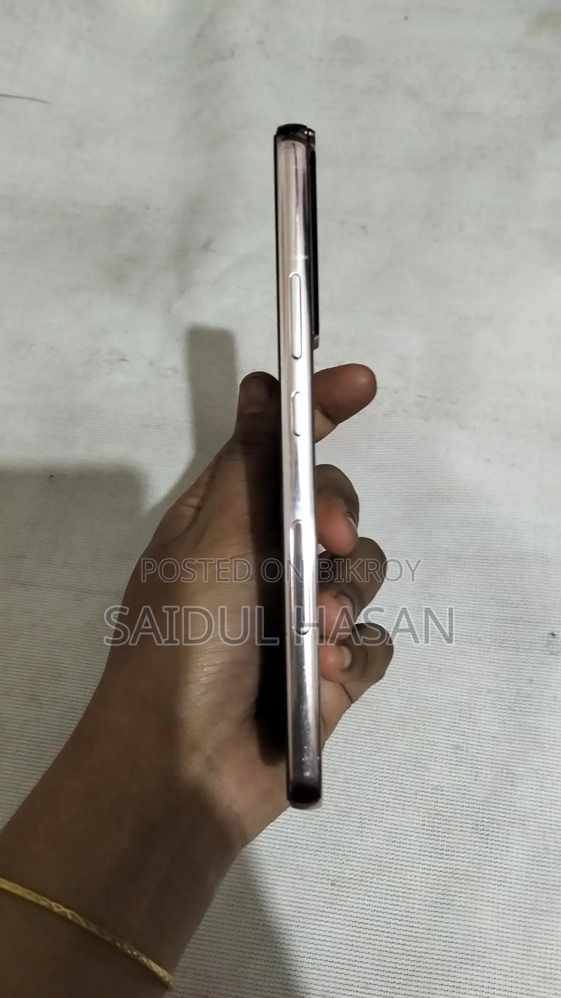 Samsung Galaxy S22 Plus (Used)