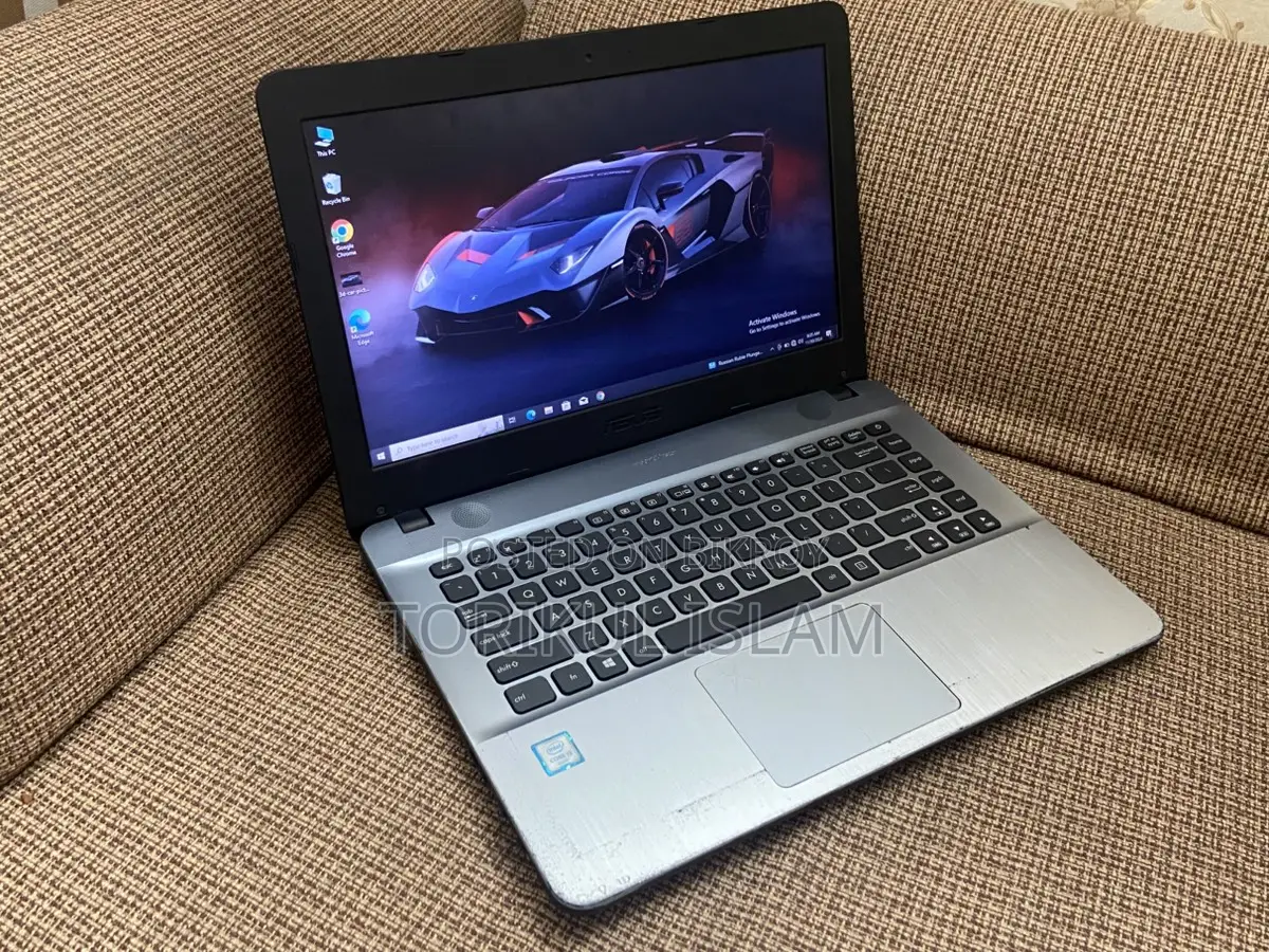 Asus Core i3 6th Gen Laptop // 1000GB/4GB