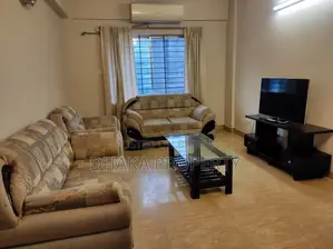 Fully Furnished (2700-Sqft) Nice Apartment Rent in Gulshan