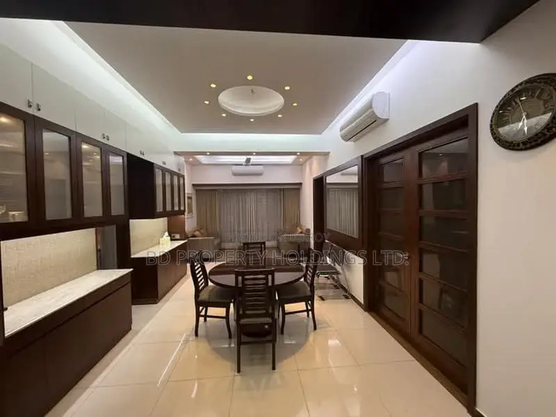 বসুন্ধরায় ভাড়া হবে ফার্নিশড ৩ বেডরুমের অ্যাপার্টমেন্ট