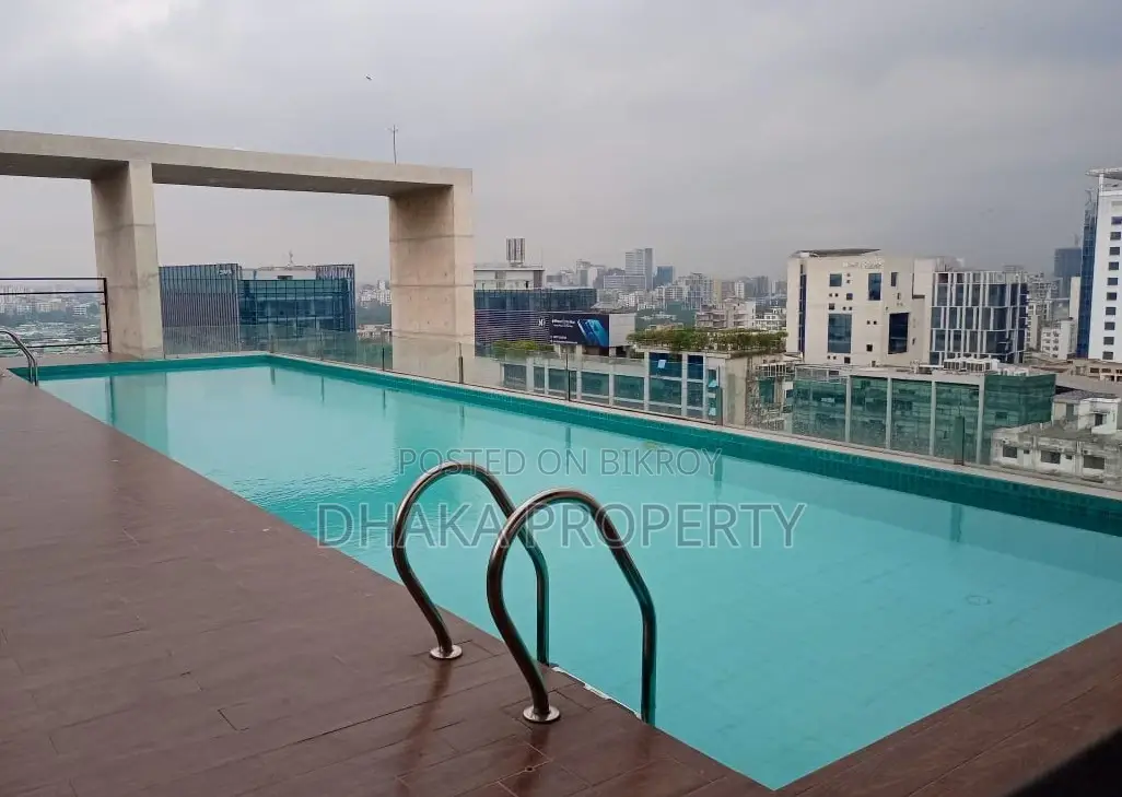 Gym Swimming Pool Luxury Flat Rent At Gulshan Model Town (3Bed2250SqFt.)