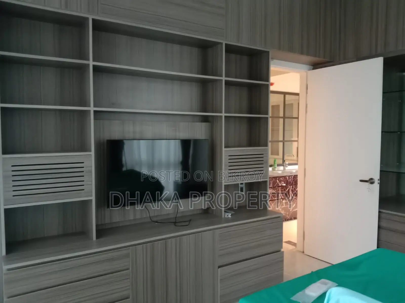 Gym Swimming Pool Luxury Flat Rent At Gulshan Model Town (3Bed2250SqFt.)