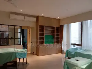 Gym Swimming Pool Luxury Flat Rent At Gulshan Model Town (3Bed2250SqFt.)