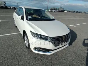 Toyota Premio F-EX 2020