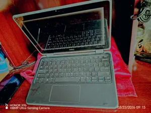 Laptop Dell Latitude 3190 2-in-1 8GB Intel Core I5 SSD 128GB