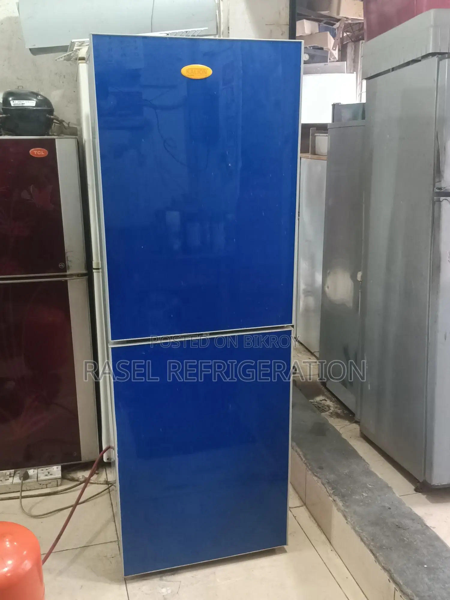 14 cubic feet running KELON refrigerator for sale at a blast offer.