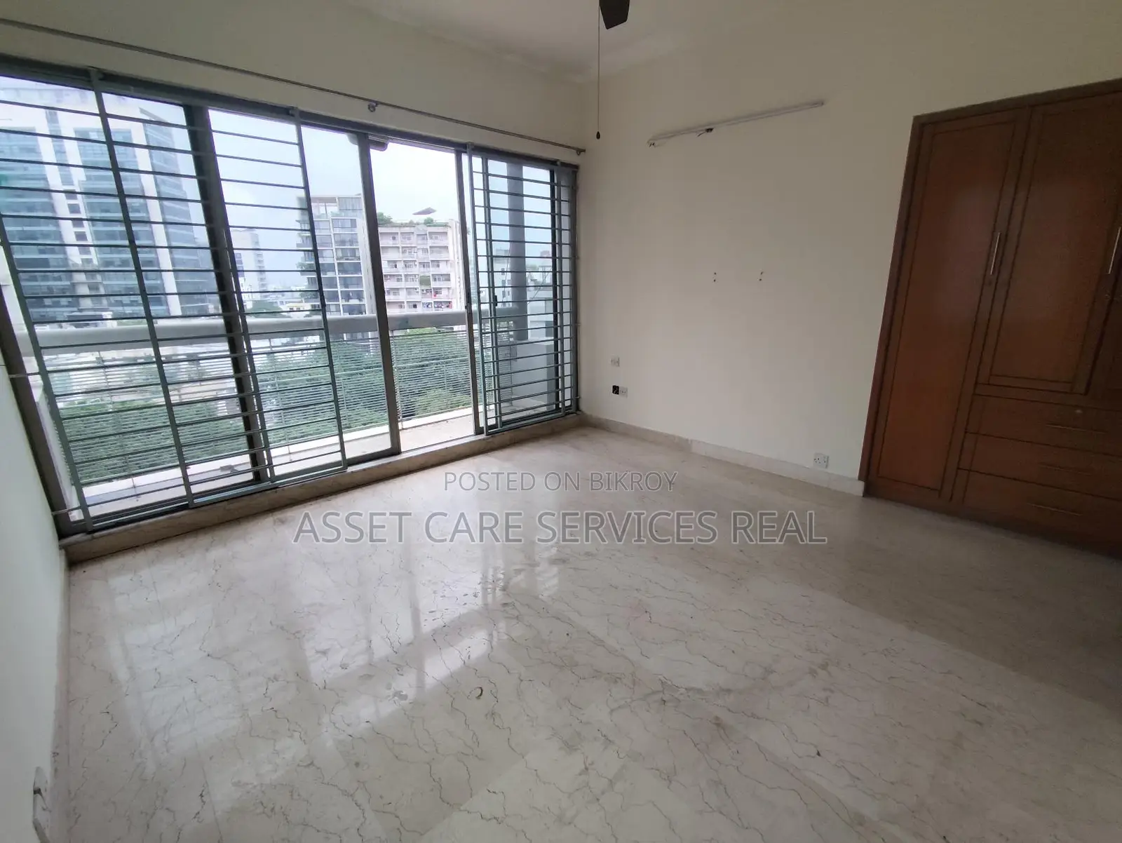 3-Bed Un-Furnished Exclusive Apartment For Rent In North Banani