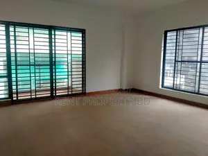 700 sft Commercial Open Office Space for Rent in Gulshan