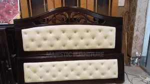 NEW BED 5/7 FEET LEATHER. M # 589