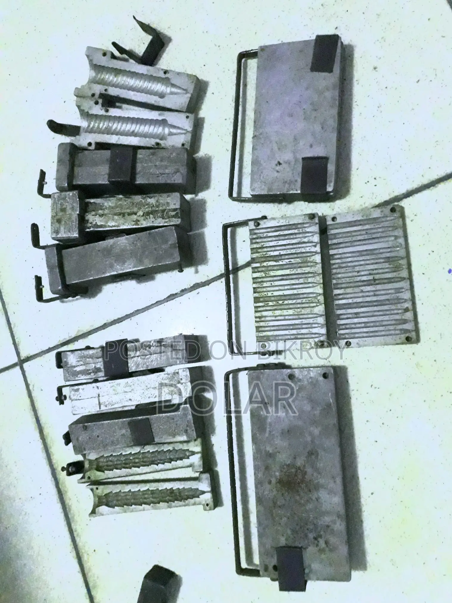 11 Candle Mechine Aluminium