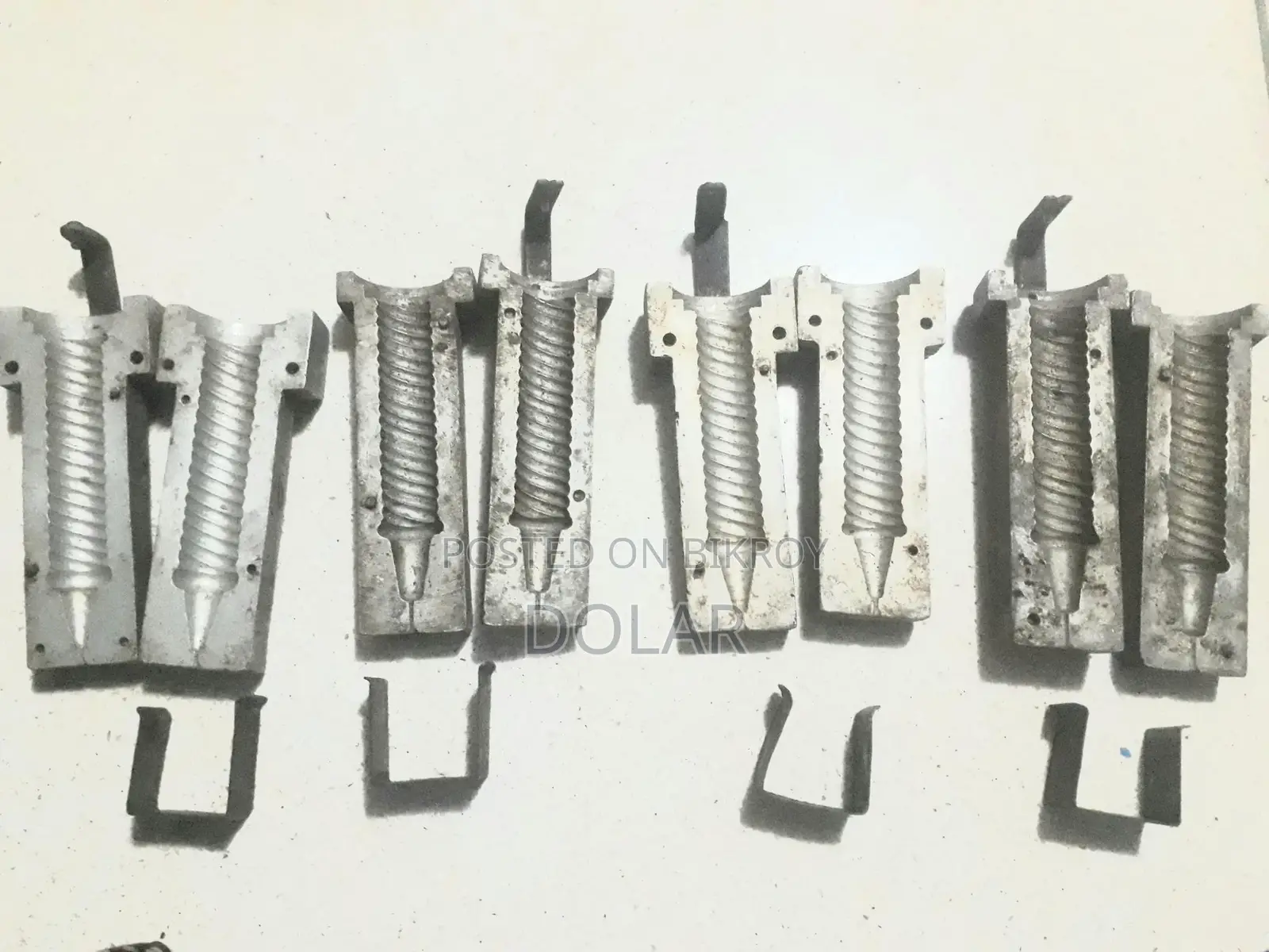 11 Candle Mechine Aluminium