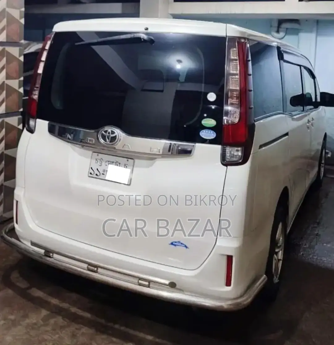 Toyota Noah Si Push Octane Run 2017