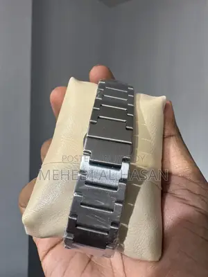 পোয়েডাগার ৯৩০ ঘড়ি