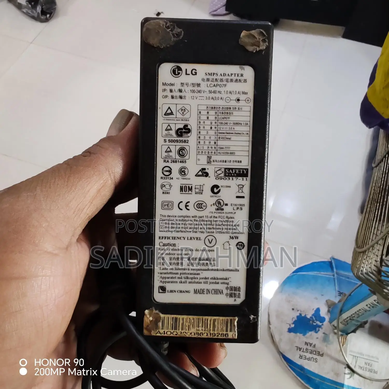 LG Monitor Adapter