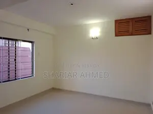 Unfurnished 2800 Sqft Looking Nice Apartment Rent In Gulshan 2