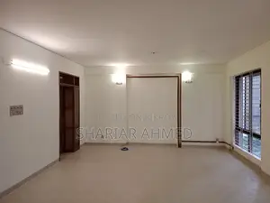 Unfurnished 2800 Sqft Looking Nice Apartment Rent In Gulshan 2