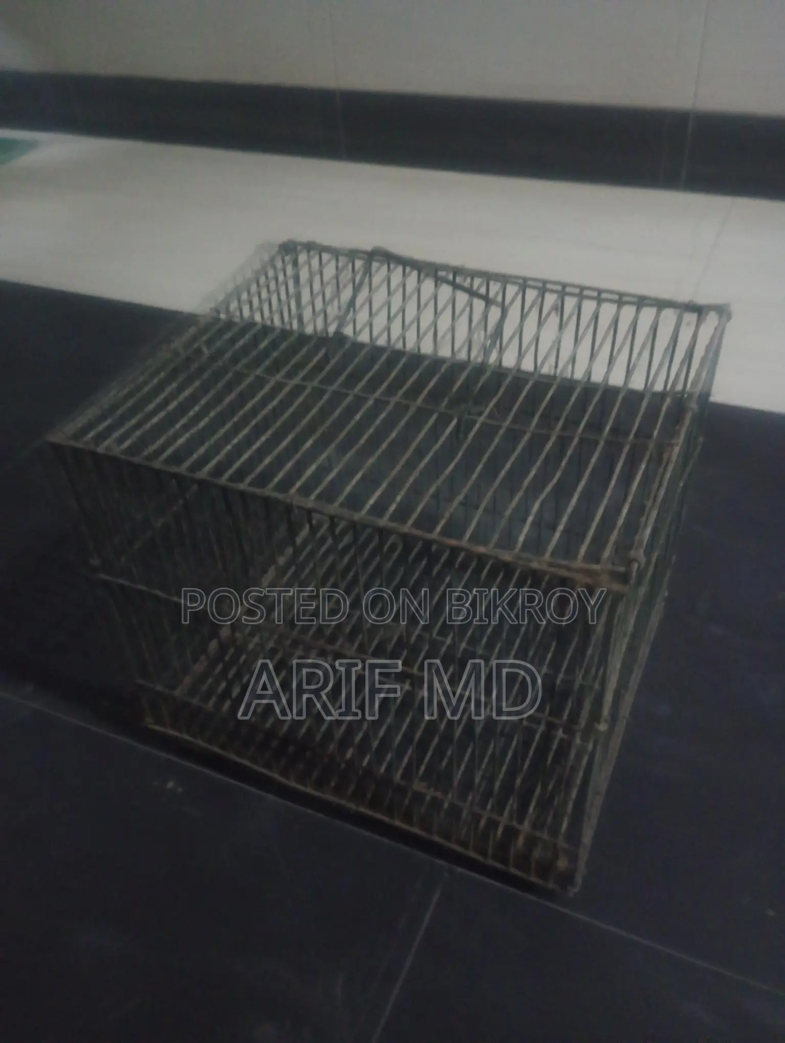 Get bird cages at a low price