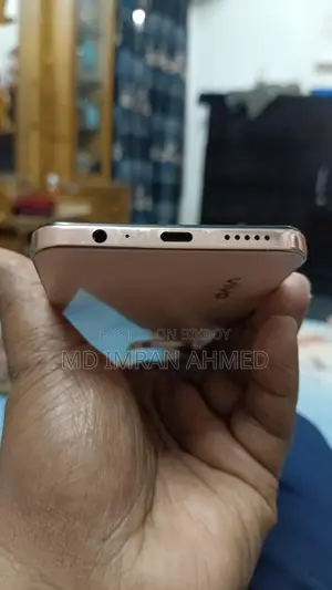 Vivo Y28 . (Used)
