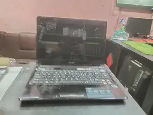 Asus Laptop 4GB RAM 320GB HDD
