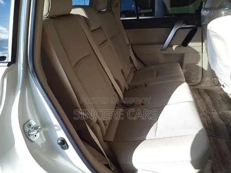 Toyota Prado TX L PKG 6 POINT 2023