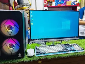 6th Gen Core i5 + 8GB + 256GB SSD + 2000GB + Samsung 19'' LED