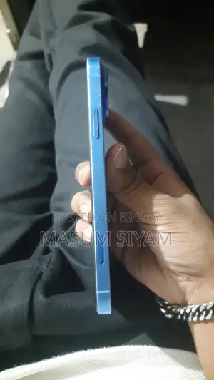 Apple iPhone XR (Used)