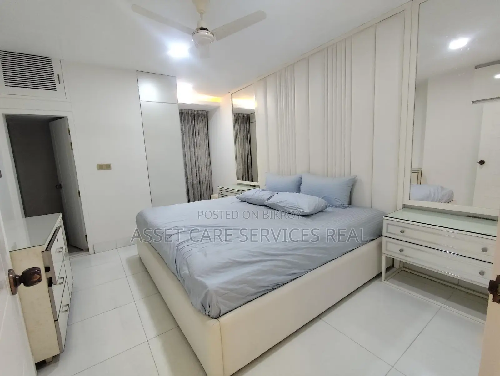 Baridhara Diplomatic Zone Luxurious 4Bed Furnished Apartment Rent