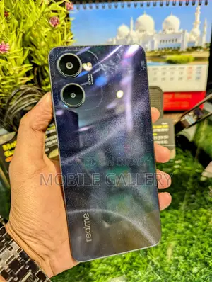 Realme 10 4/64 (Used)