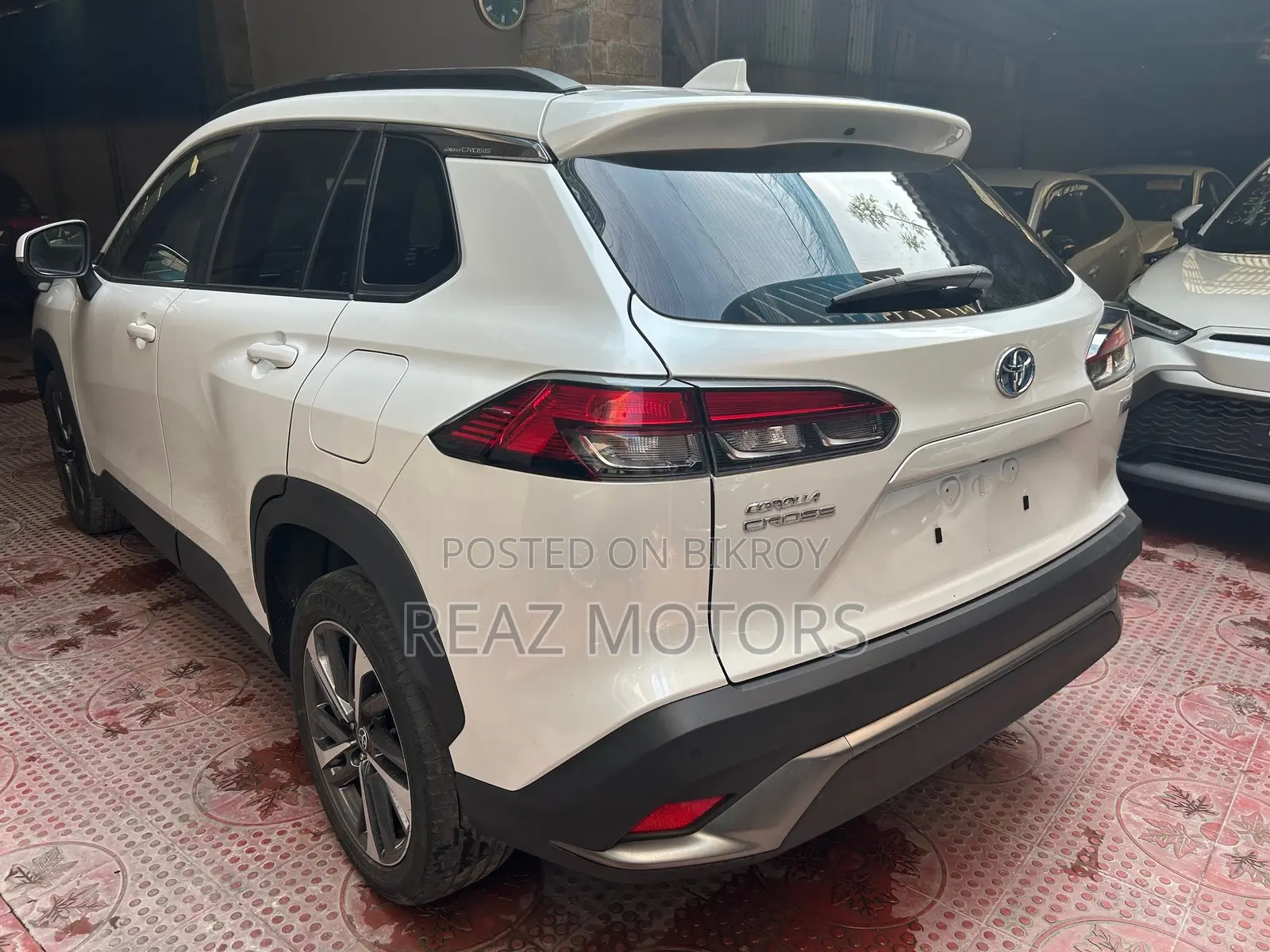 Toyota Corolla Cross Z PKG PEARL 2021