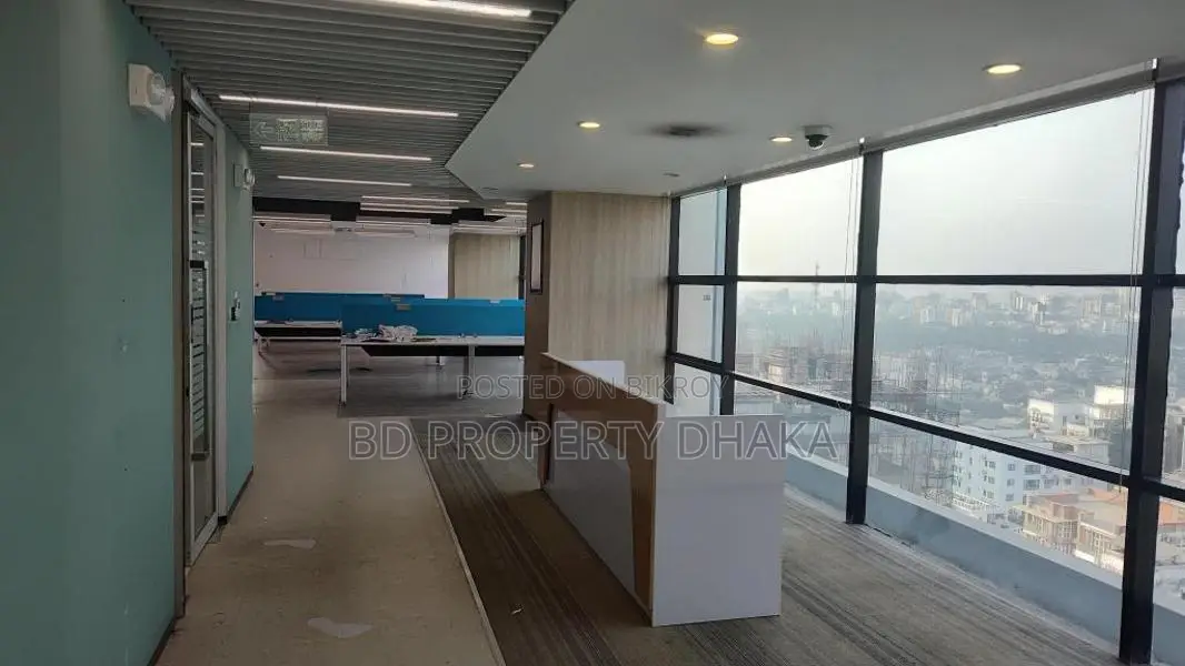 5500 Sqft Nice Open Commercial Space Rent in Gulshan Avenue