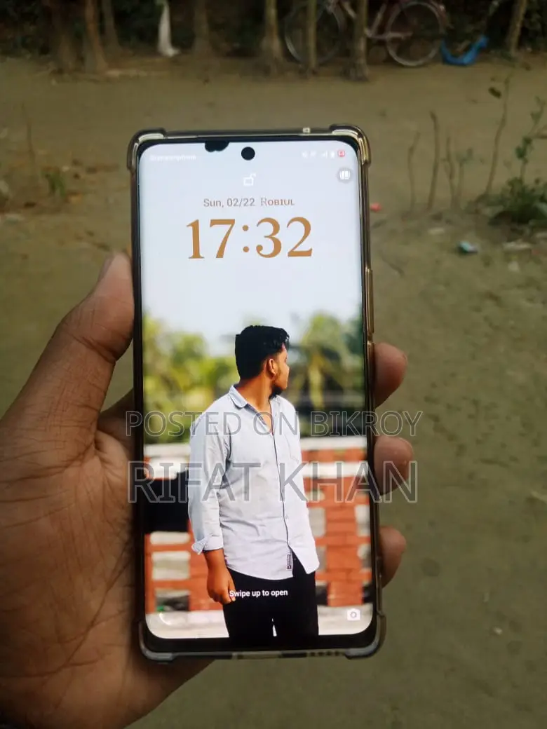 Vivo V30e (Used)