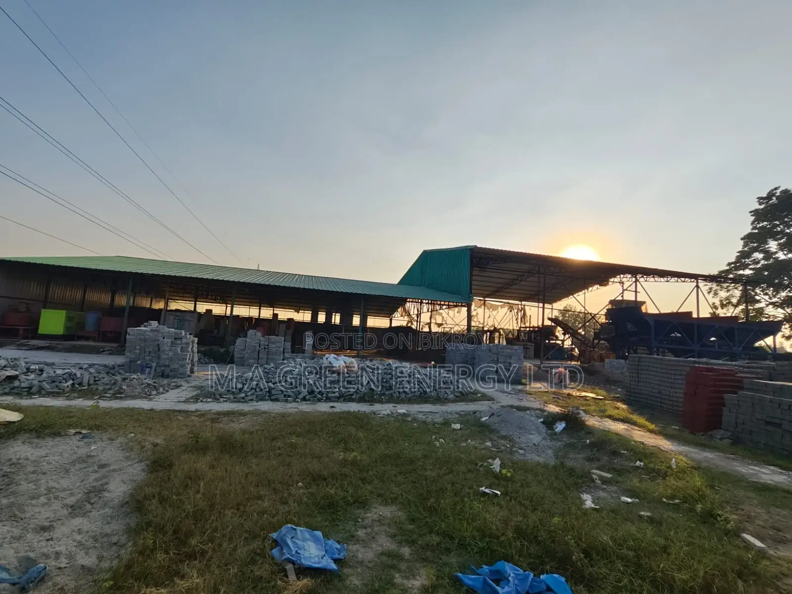 সম্পূর্ণ চালু অবস্থায় হলো ব্লক মেশিন বিক্রয়