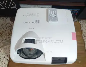 Boxlight ANW335STiA short throw DLP brand new Projector made in Japan