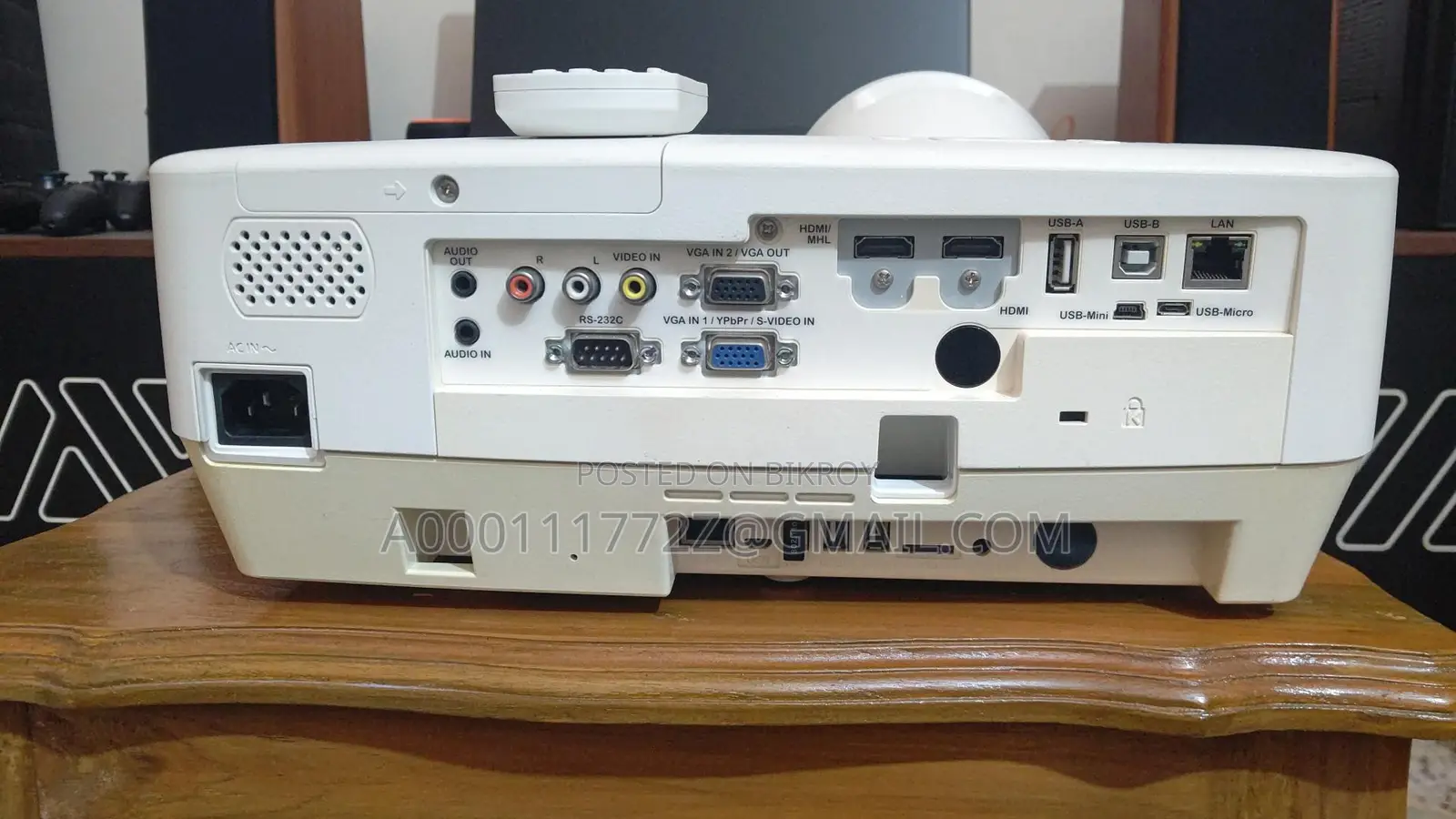 Boxlight ANW335STiA short throw DLP brand new Projector made in Japan