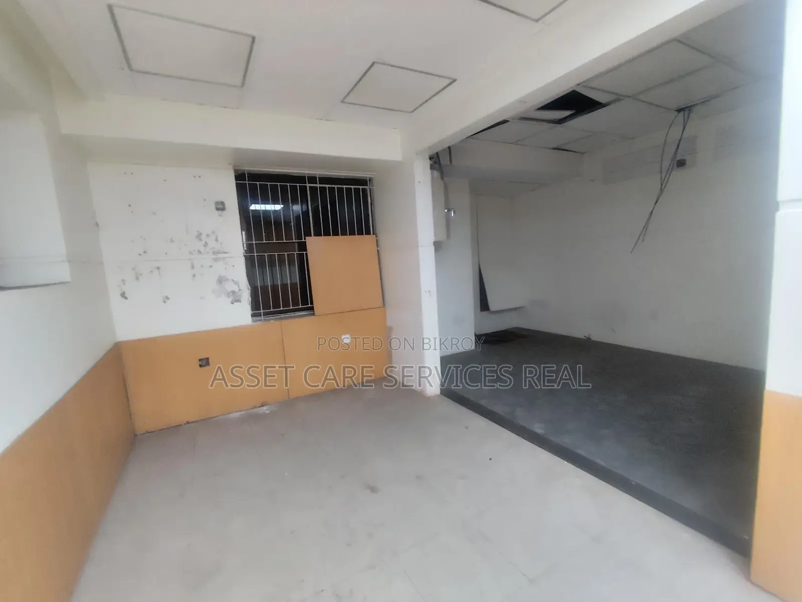 Gulshan-1 Avenue Road 6000Sqft Commercial Office Space Rent