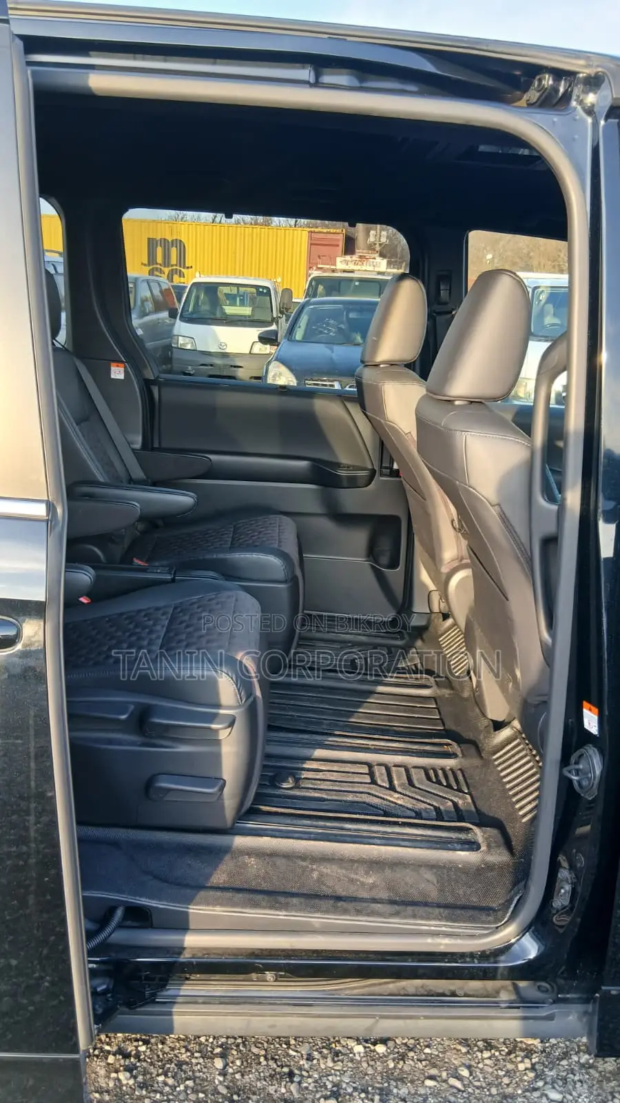 Toyota Voxy Hybrid S-Z 4 Grade 2023