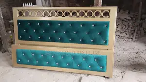 NEW BED GOLDEN LACQUER. M # 5678