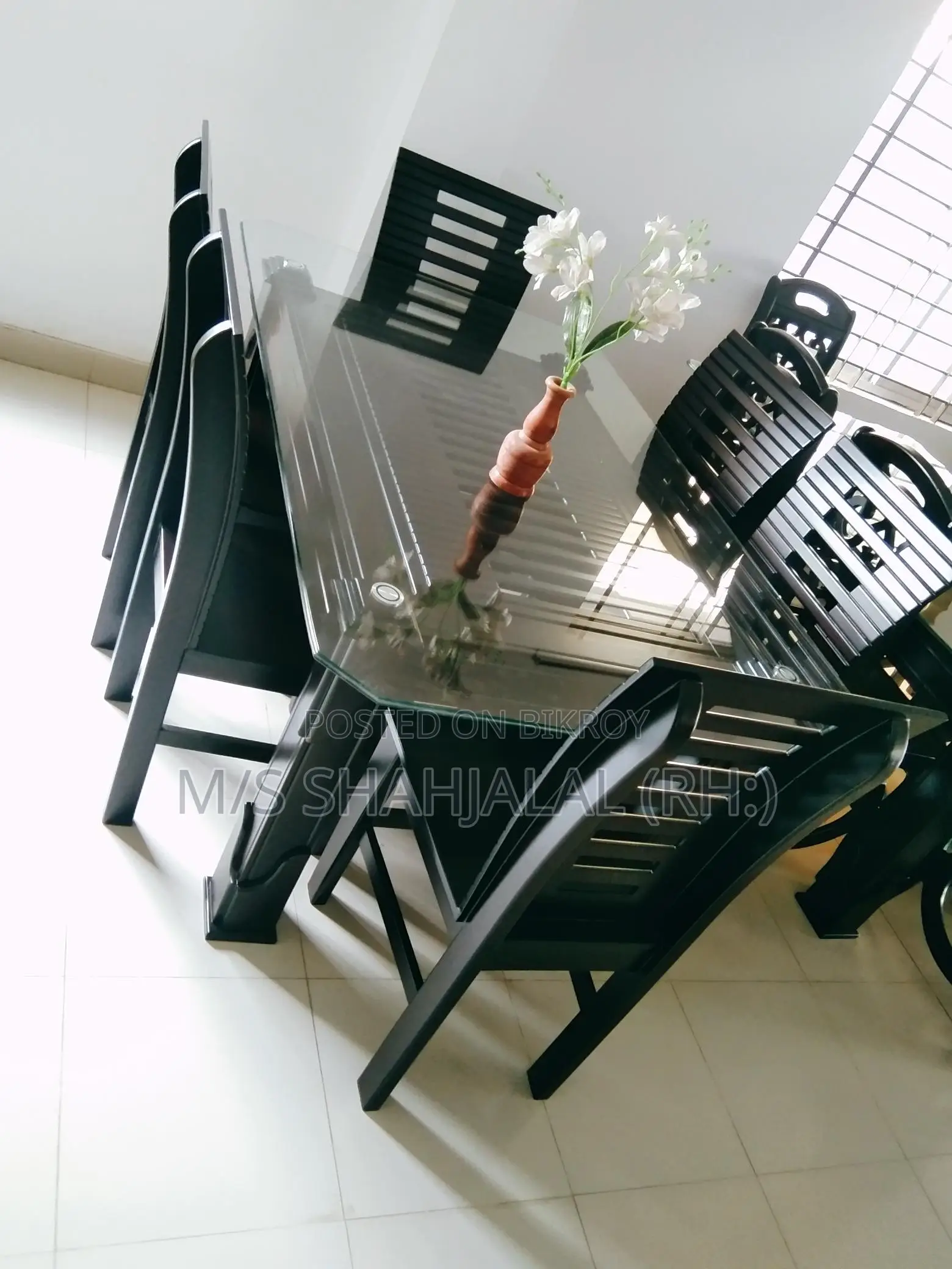 Dining Table Shutter Design. 6 Chairs