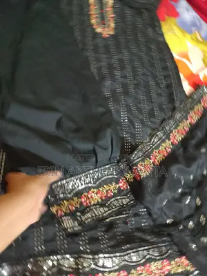 পাকিস্তানি থ্রি পিস