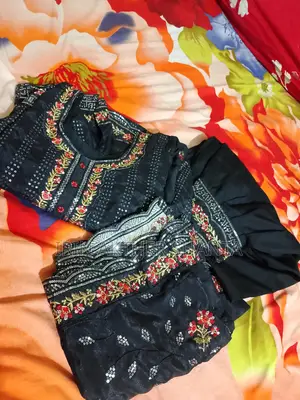 পাকিস্তানি থ্রি পিস