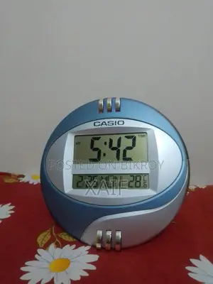 এই ডিজিটাল দেয়ালঘড়ি বিক্রয় হবে