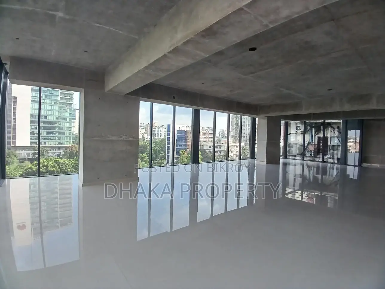 Office Brand New Luxurious Space3000SqFt. Rent at Gulshan 2