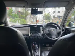 Toyota Axio push start 2012