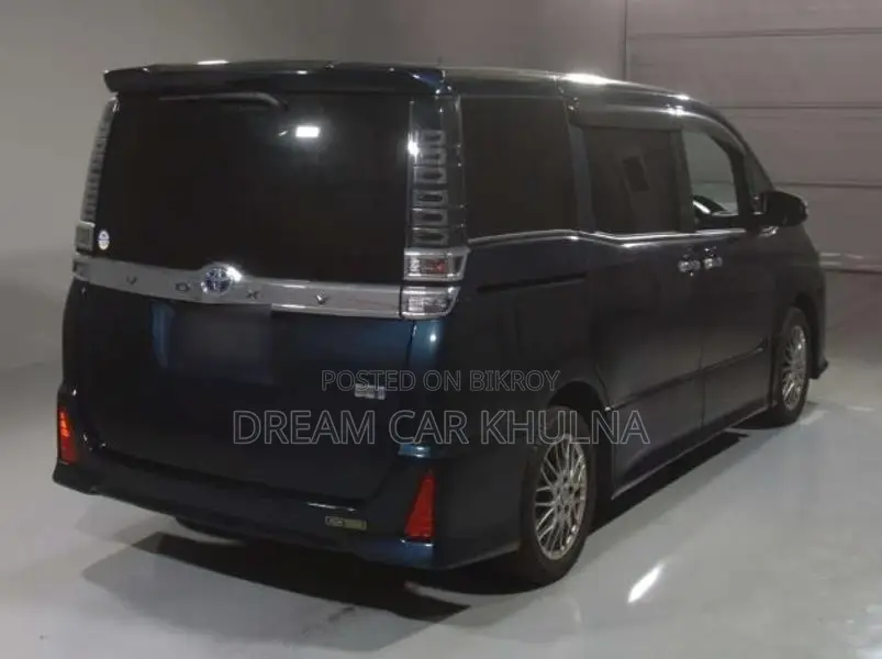 Toyota Voxy ZS KIRAMIKI BLACK 2021