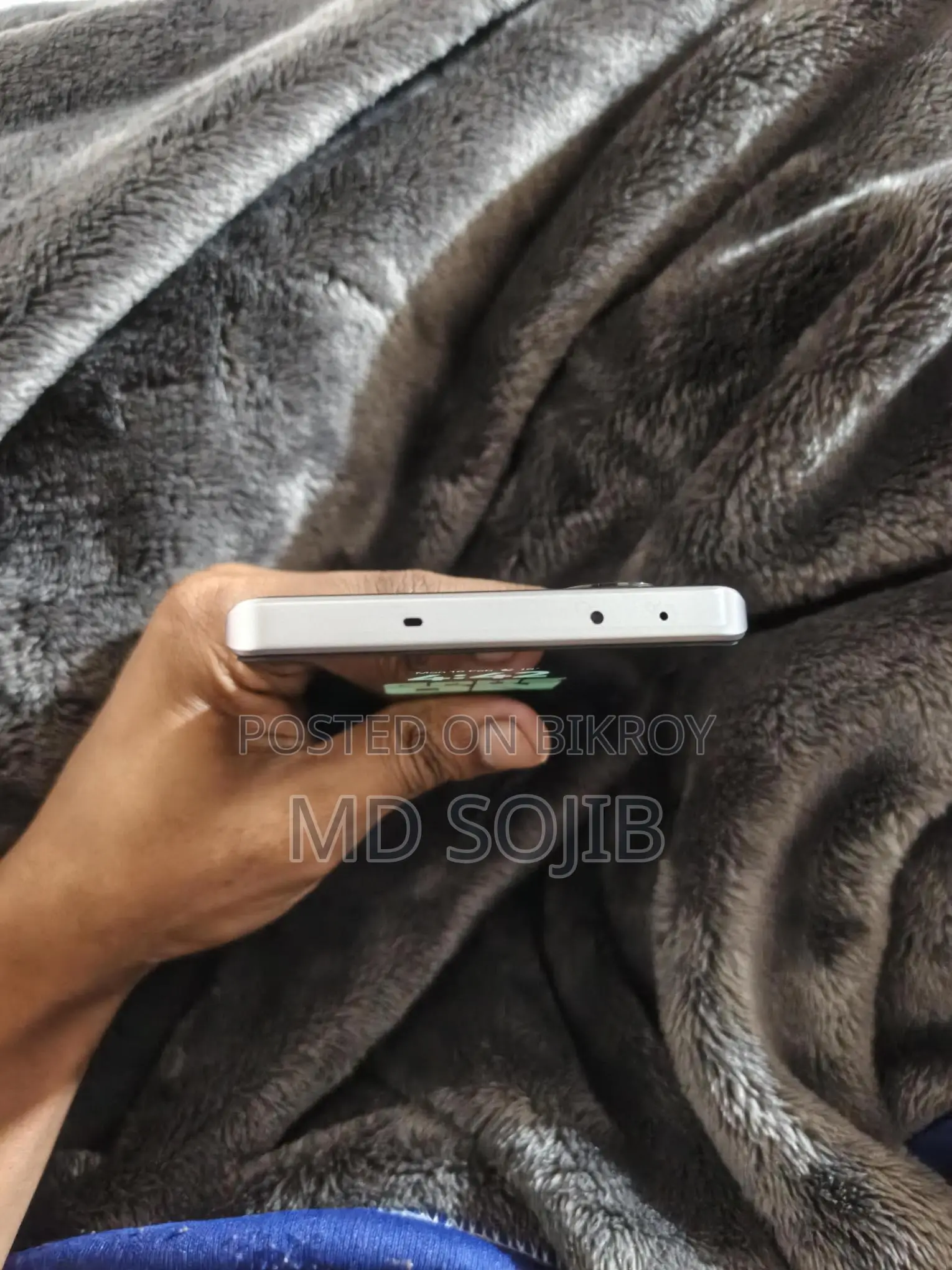Realme GT 6T 8/256 (Used)