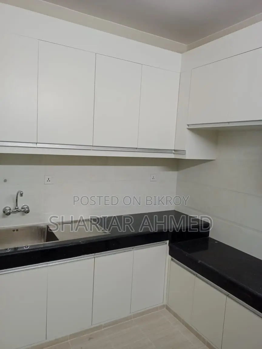 Unfurnished New 2250 SqFt Apartment Rent @ Gulshan