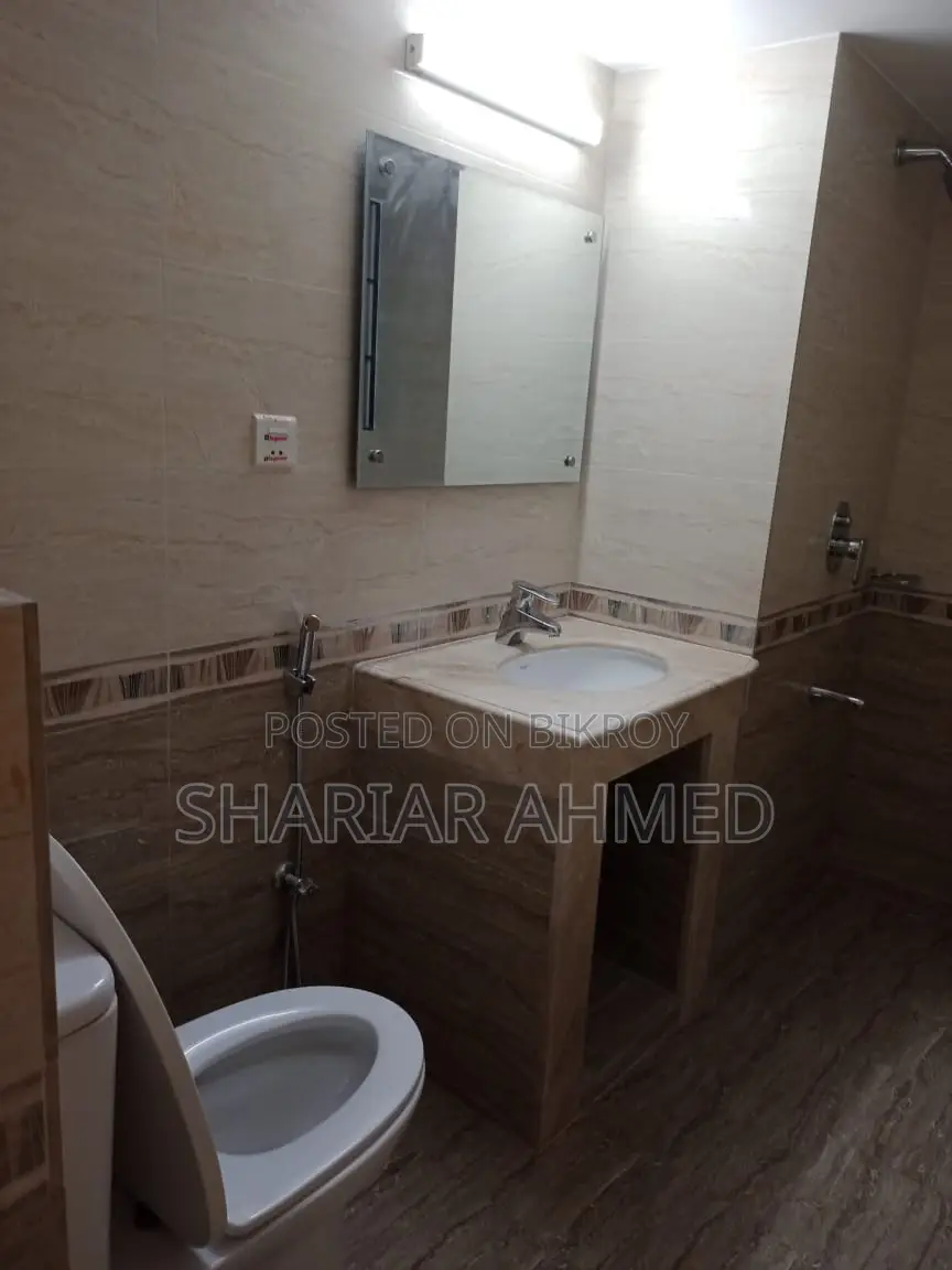 Unfurnished New 2250 SqFt Apartment Rent @ Gulshan