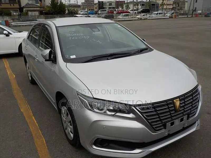 Toyota Premio FL Silver 2021